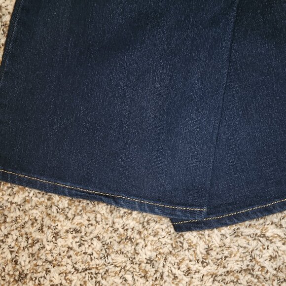 Levi’s 725 High Rise Bootcut Jeans Dark Wash W29 L32 NWOT - Picture 9 of 11